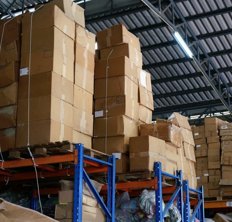 magazzino disordinato e1723821787688